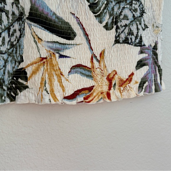 GUESS Tropical Hawaiian Mini Dress Puff Sleeve Smocked Size Small - Picture 6 of 7